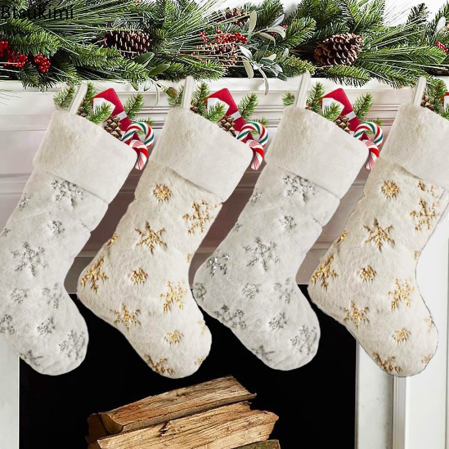 Embroidery Xmas Decorations - Yeni 2026 Beyaz Peluş Baskılı Altın