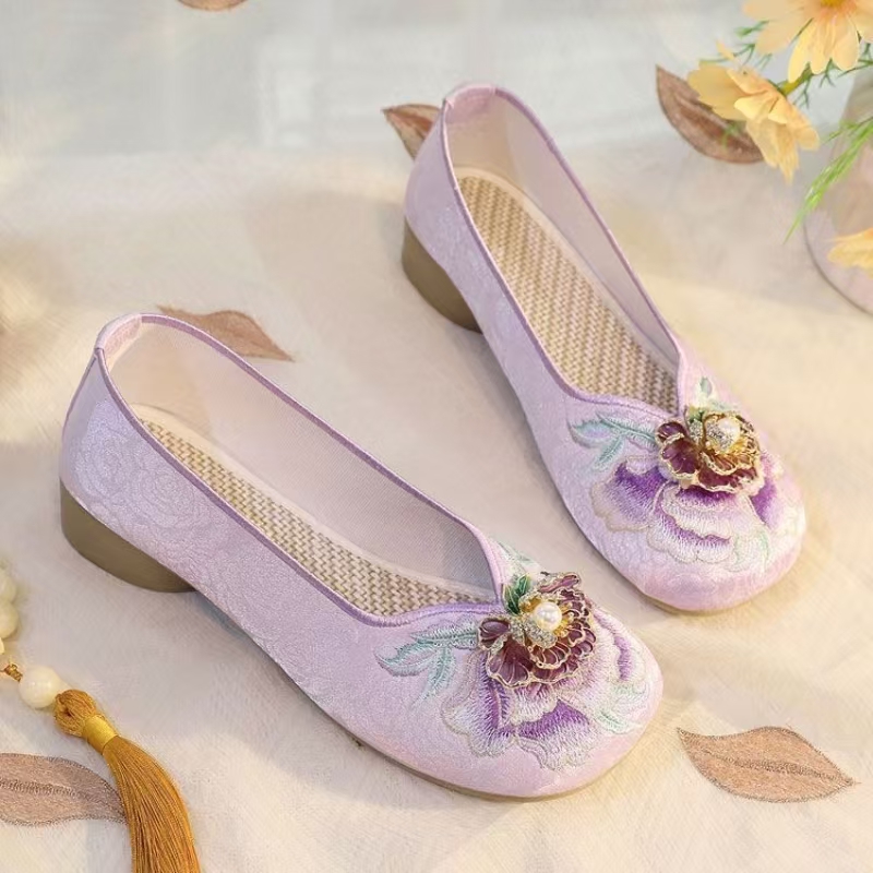 Embroidery Canvas - Kadın Düşük Topuk İşlemeli Kumaş Ayakkabı