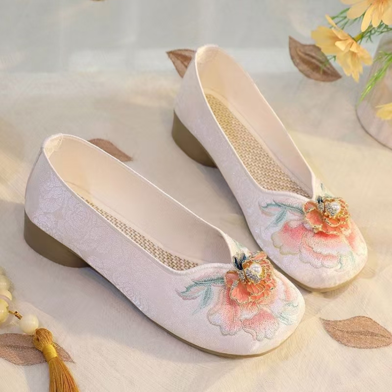 Kadın Düşük Topuk İşlemeli Kum - Embroidery Canvas incelemesi ve fiyatı